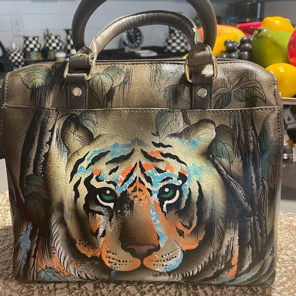 Hand painted tiger bag by Anuschka - Picture 14 of 14